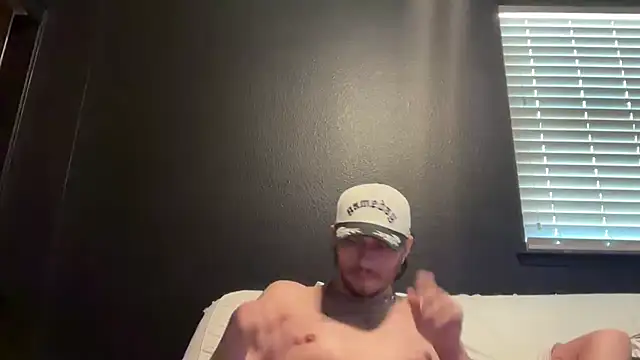 MrCloudzzz webcam