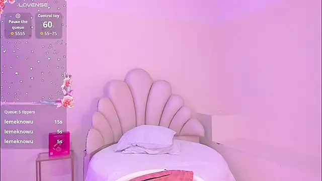 SelenaRogers webcam