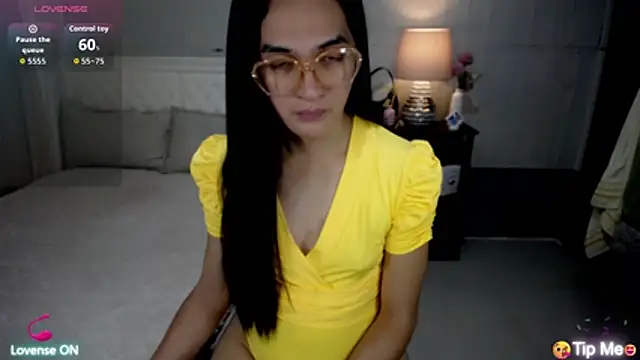 AsianSweetHeartxX webcam