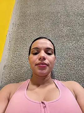 Anavalle live cam on StripChat