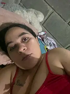 laura1999love live cam on StripChat