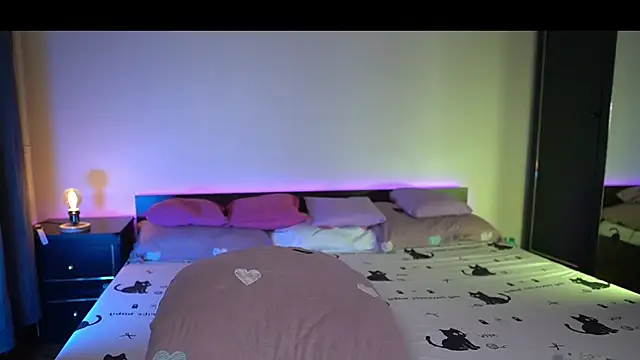 TiffanyPierce live cam on StripChat