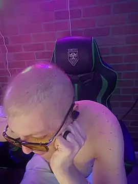 chronic_vibez live cam on StripChat