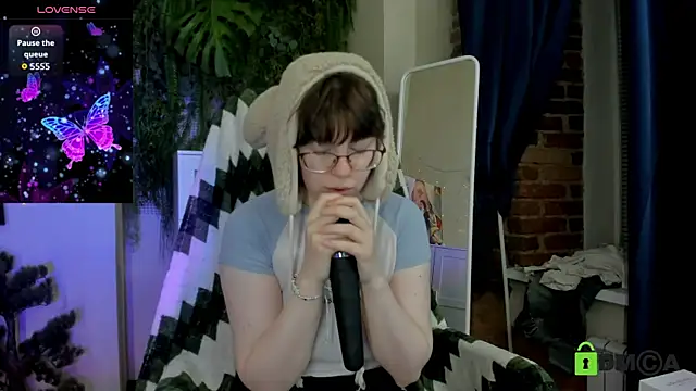 Melissa_Wells live cam on StripChat