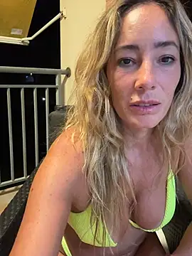sweetalegra_ (F milf) - Tease asshole or clip📹LT