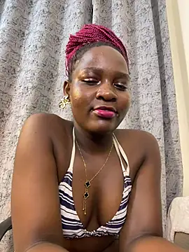 GoldenZuri webcam