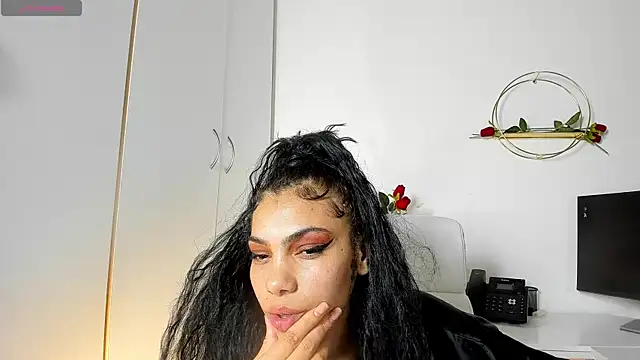 TattoedLexi_ webcam