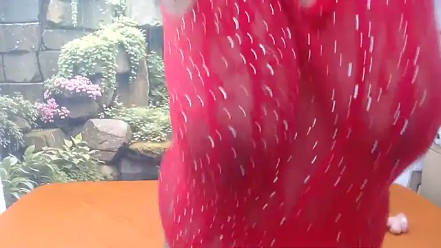 MiniSeduction live cam on StripChat