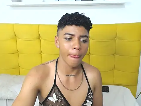 LianHalo live cam on StripChat