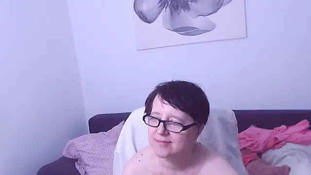 ChristaRose live cam on StripChat