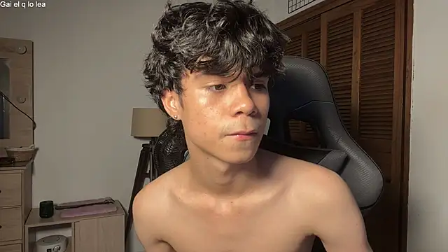 OopsAgain_ webcam