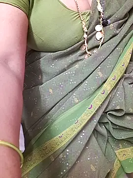 Tamil_Ammani webcam