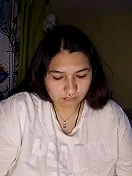 LauraHorny69 webcam