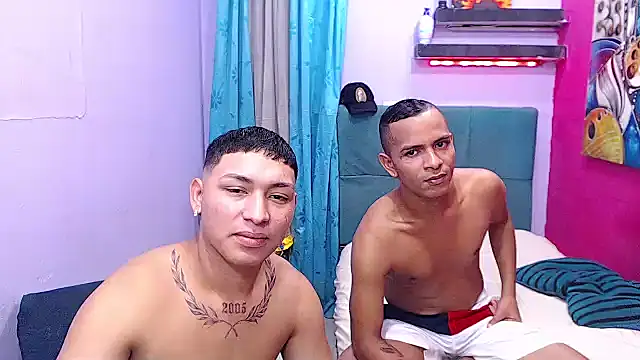 twink_fucks webcam