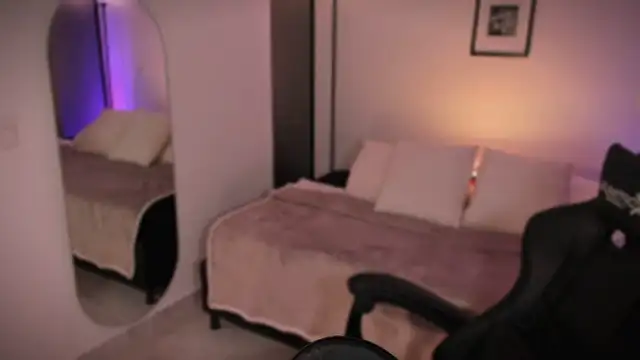ChloeMoreti webcam