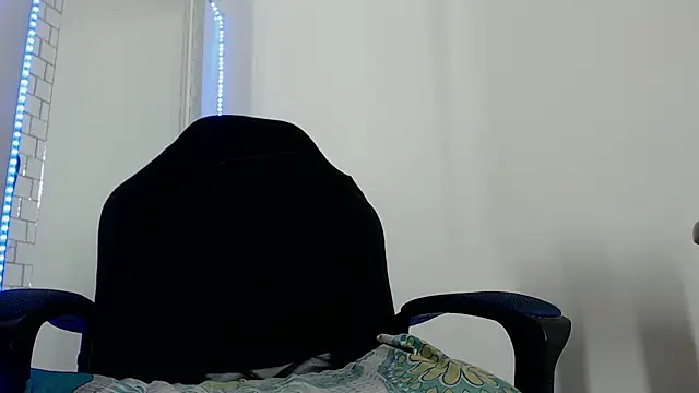 Nash_fit18 live cam on StripChat