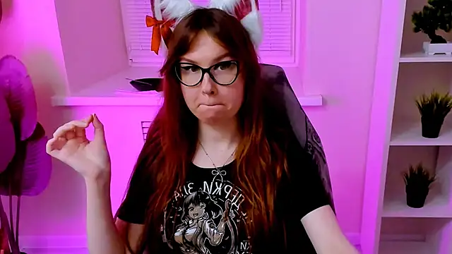 CarolGiggly webcam