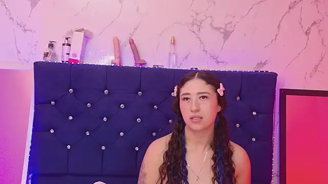 Dakotaa_Johnson webcam