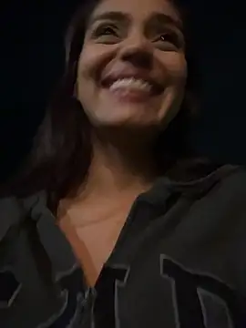 Sara-77 webcam
