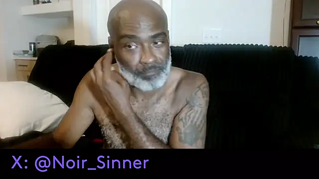 sinnernoir (M mature) - stroke, standing, show ass