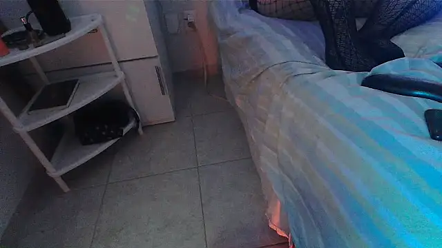 satiroyninfa (G milf) - HARD FUCK SHE FACING THE CAMERA 60 sec