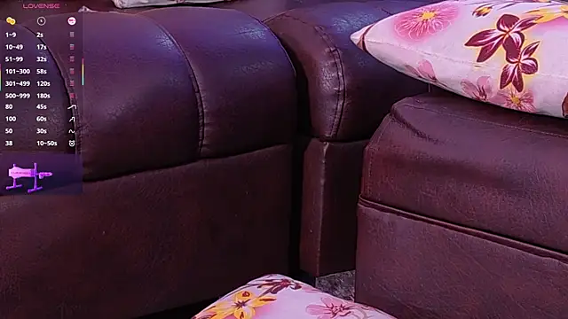 lara_giraldo (F young) - TWERK