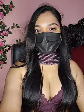 Ismanur11 live cam on StripChat