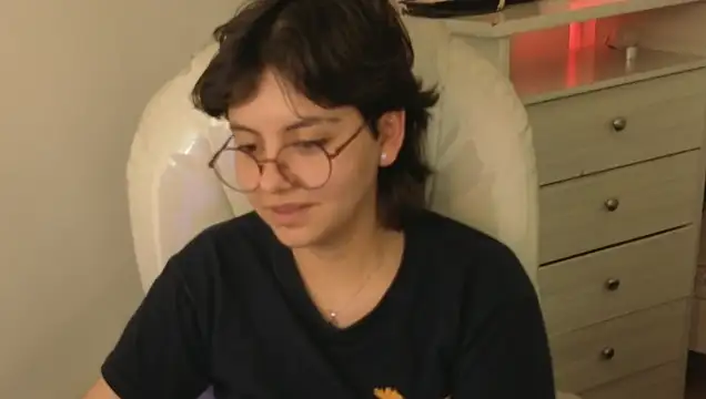 Nathaly_ds live cam on StripChat