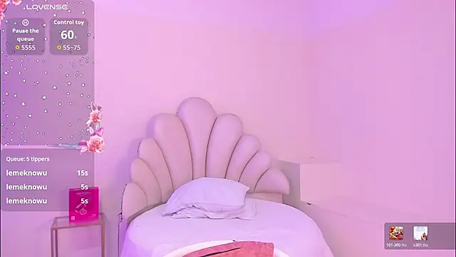 SelenaRogers webcam