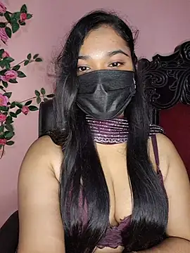 Ismanur11 live cam on StripChat