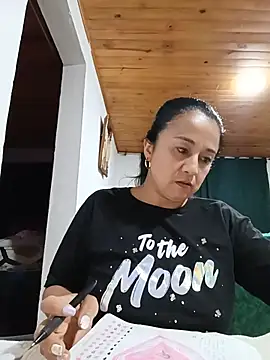 _dr-luna_1 (F milf) - Show My Ass + oil + play finger 🔥😋👿