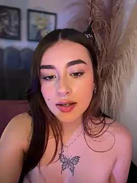cute__cherry_ live cam on StripChat
