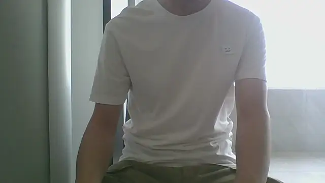 nole_china7 (Ask my age) - talk / fun / cum