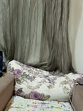 Alevsiz live cam on StripChat