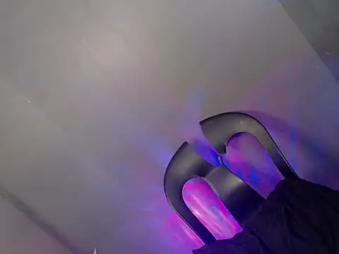 Vixen_cums webcam