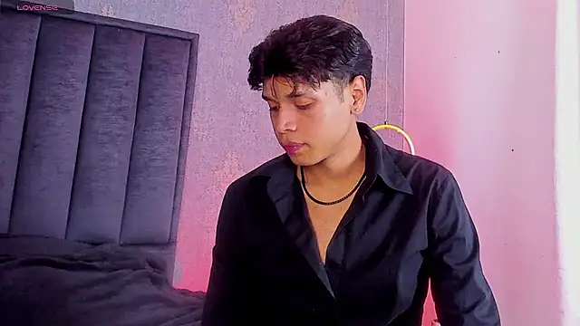 Alejandroo_Montenegro webcam