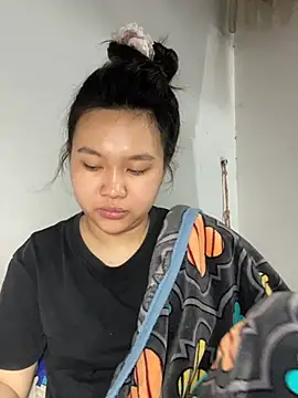 Almira6868 webcam
