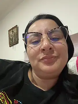 Abril_Luv webcam