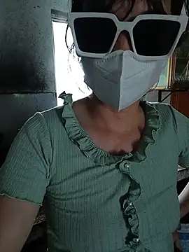 bong_hoa - Bong_Hoa's free webcam - UK Sex Cams