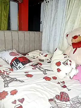 LuzDream live cam on StripChat