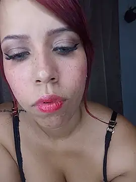 Samiragrey live cam on StripChat