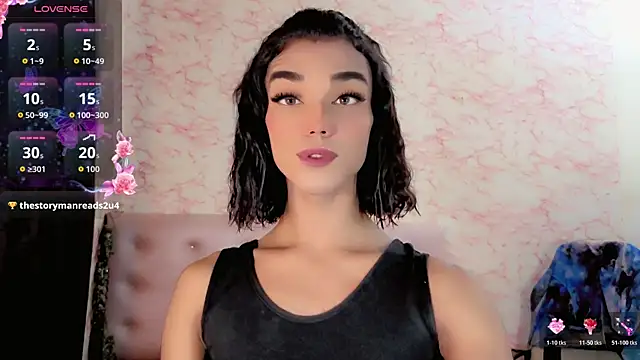 the-horus-girl live cam on StripChat