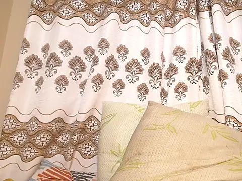 Karishma99_ webcam