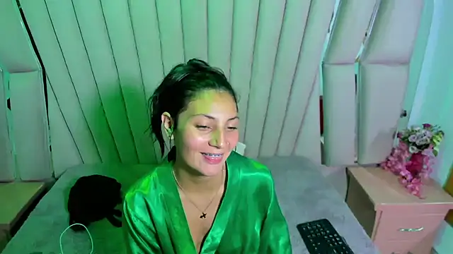 _Luna_Bennett webcam