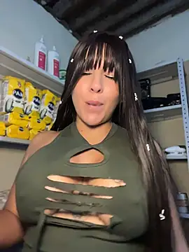 AlanaRouss webcam