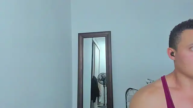 KingLevi01 webcam
