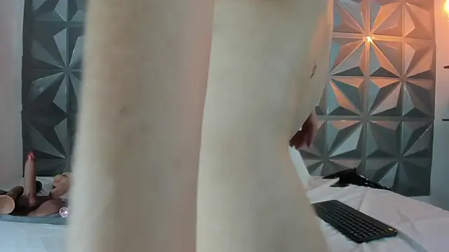 Emmy_lander1 webcam