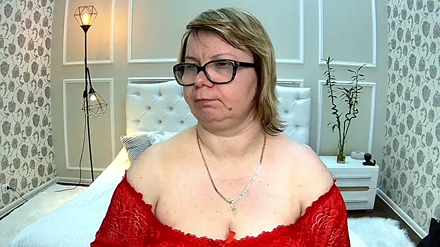 BonnnyBoobsy webcam