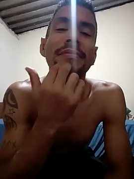 BrayanPolo live cam on StripChat