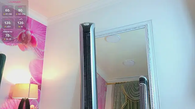 ISABELLA_STARR webcam